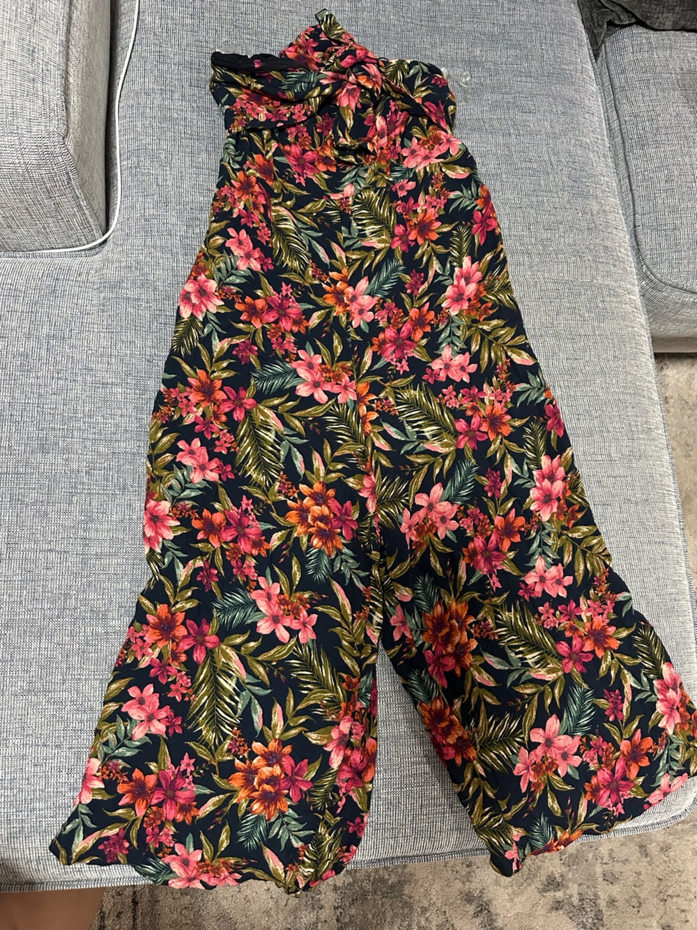 Women’s American Eagle Floral Jumpsuit